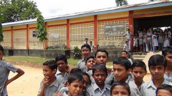 South Tripura : Srinagar H.S School Students boycott classes